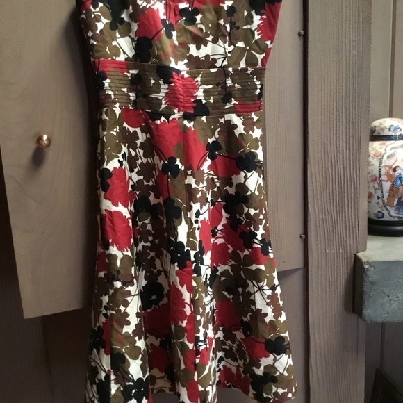 Wonderful dress for work or play by Donna Ricco - Picture 2 of 5